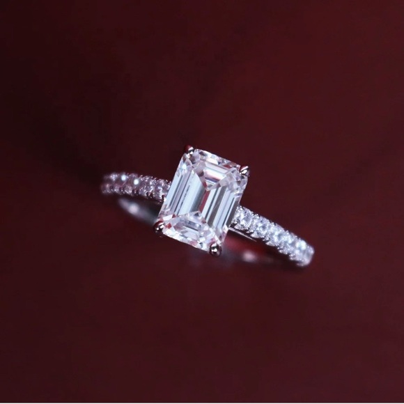 2Ct Emerald Cut GRA Moissanite Ring 18KGP S925 NEW - Picture 6 of 15